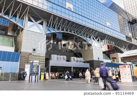 Kyoto Station *partially soft focus Kyoto Station *partially soft focus 95114469