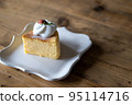 桌上的蛋糕（芝士蛋糕）（蛋奶酥） 95114716
