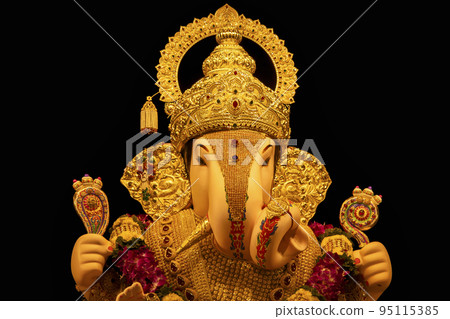 Shrimant Dagdusheth Halwai Ganpati, Pune, Maharashtra Shrimant Dagdusheth Halwai Ganpati, Pune, Maharashtra 95115385