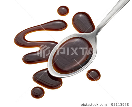 Balsamic sauce in spoon isolated on white background, top view 95115928
