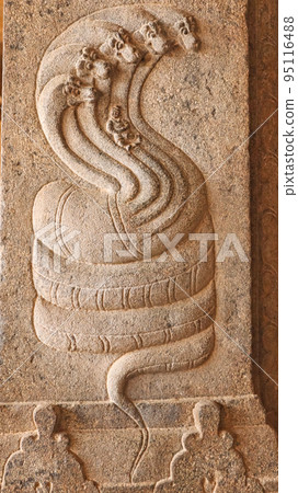 Sculpture of Sheshnag on the Pillar of Sri Ranganathaswamy Temple, Srirangam, Trichy, Tamil Nadu, India 95116488