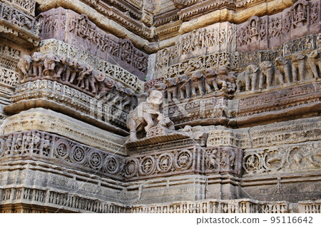 Beautifully carved Hira Bhagol or Gate, the eastern gate named after it's architect, Hiradhar, located in Dabhoi, Gujarat, India Beautifully carved Hira Bhagol or Gate, the eastern gate named after it's architect, Hiradhar, located in Dabhoi, Gujarat, India 95116642
