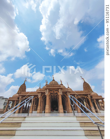 Akshardham Temple front facade, Vidyut Nagar, Vaishali Nagar, Chitrakoot, Jaipur, Rajasthan, India.. 95116731