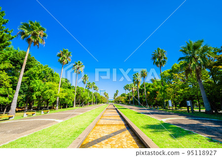 Scenery of Shiokaze Park, Tokyo 95118927