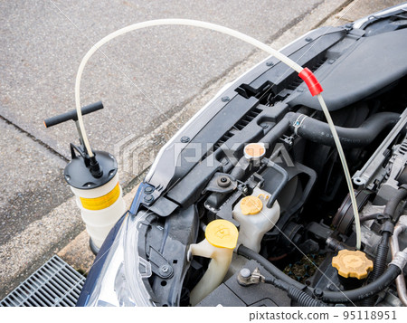 [Car] Oil change work/preparing 95118951