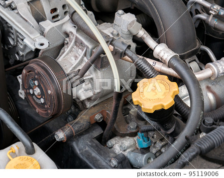[汽車] 換油工作/準備 95119006
