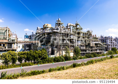 Toda City, Saitama Prefecture Japan's largest plant and blue sky at the Arakawa Water Circulation Center Toda City, Saitama Prefecture Japan's largest plant and blue sky at the Arakawa Water Circulation Center 95119494
