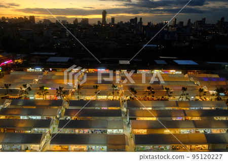 The One Ratchada Night Market The One Ratchada Night Market 95120227