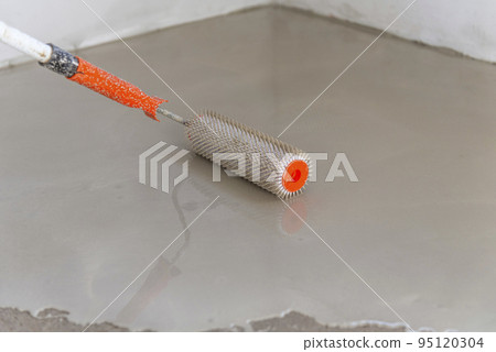 Self-leveling epoxy. Leveling with a mixture of cement floors. 95120304