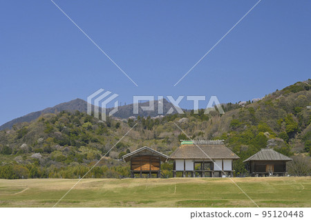 Hirasawa government office ruins and Mt. Tsukuba in clear spring weather Hirasawa government office ruins and Mt. Tsukuba in clear spring weather 95120448