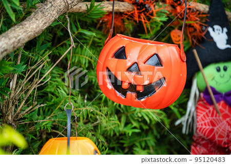 萬聖節 裝飾 樹 森林 Halloween decor hanging tree ハロウィーン 95120483