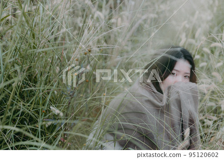 The arrival of autumn The arrival of autumn 95120602