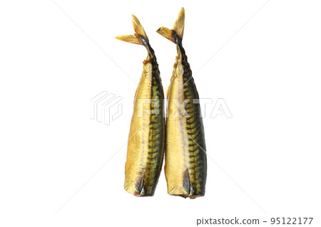 Tasty smoked mackerel isolated on white background 95122177