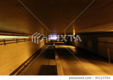 高輪橋立交橋【2020年2月拍攝於東京都港區高輪】 95123703