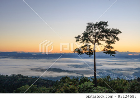 禦後町,禦原莊的雲海 禦後町,禦原莊的雲海 95124685