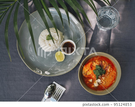 Bowl of Asian curry cocos soup 'Laksa' 95124853