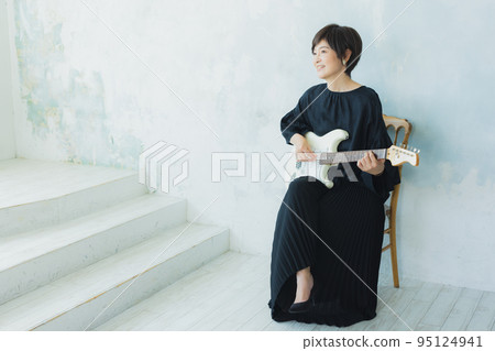 Guitar classroom lessons Guitar classroom lessons 95124941