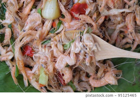 Spicy Tiny Shrimp Salad 95125465