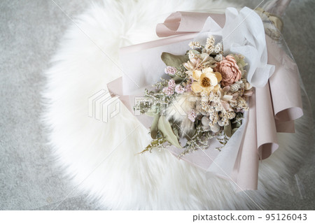 Winter interior miscellaneous goods dried flower wallpaper 95126043