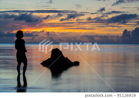 Sunset in Ishigaki Island Sunset in Ishigaki Island 95126919