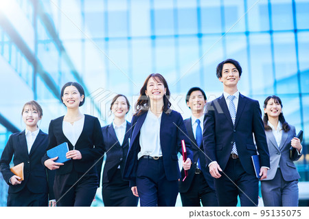 Business team photography cooperation "LINKFOREST" 95135075