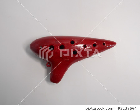 red ocarina 95135664