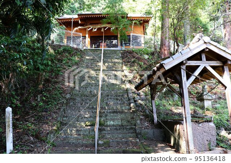由布市小結神社石階 由布市小結神社石階 95136418