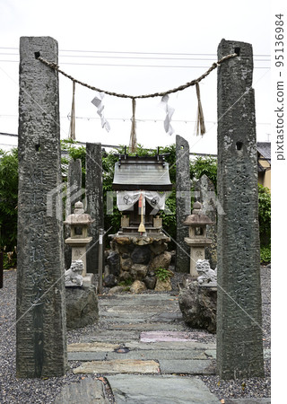 粟田神社的附屬神社加治神社 95136984