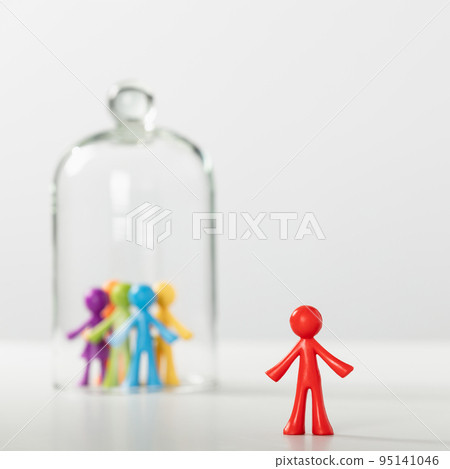 Stand out from the crowd ,different, leadership, freedom concept 95141046