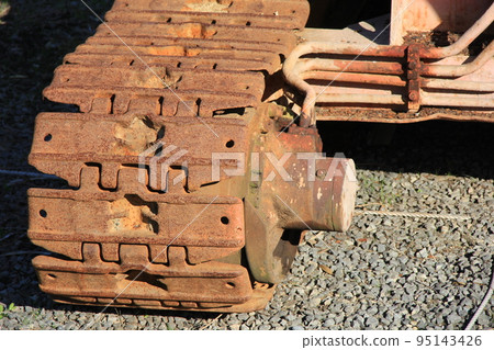 Part of heavy equipment/rusty track (crawler/caterpillar) Part of heavy equipment/rusty track (crawler/caterpillar) 95143426