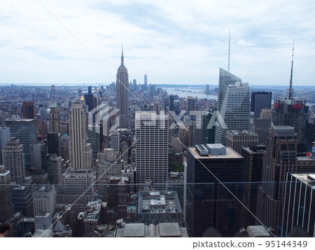 從岩石之巔看紐約 95144349