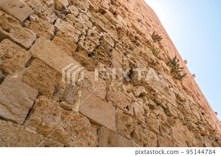 Ancient Stone Wall 95144784