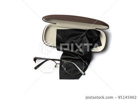 Glasses Rag Isolated 95145902