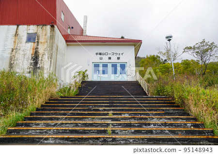 Teineyama Ropeway Sanroku Station on a rainy day Teineyama Ropeway Sanroku Station on a rainy day 95148943