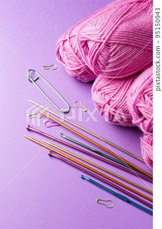 Crochet knitting yarn background 95150943