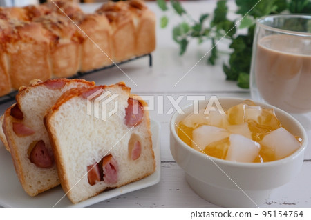 Handmade sausage bread and home cafe 95154764