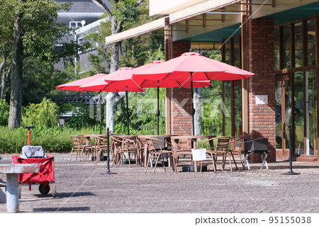 Cafe terrace seats (Osaka Expo Memorial Park) Cafe terrace seats (Osaka Expo Memorial Park) 95155038