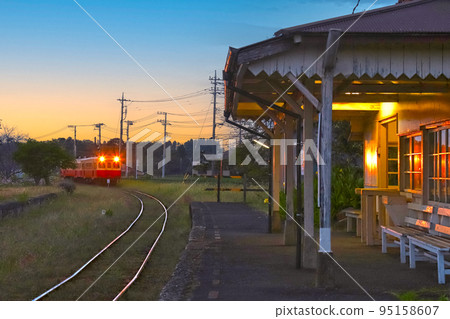 Train running in the sunset Train running in the sunset 95158607