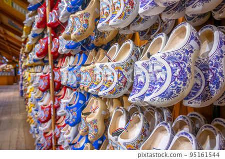 Dutch Klomps Showcase in the Store 95161544
