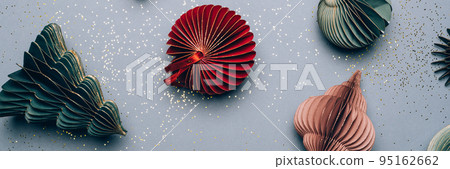 Trendy paper Christmas tree baubles Trendy paper Christmas tree baubles 95162662