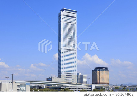 Izumisano City, Osaka Prefecture Rinku's cityscape under the blue sky Izumisano City, Osaka Prefecture Rinku's cityscape under the blue sky 95164902