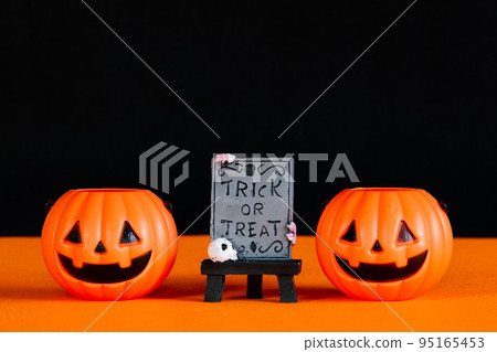 Halloween  95165453