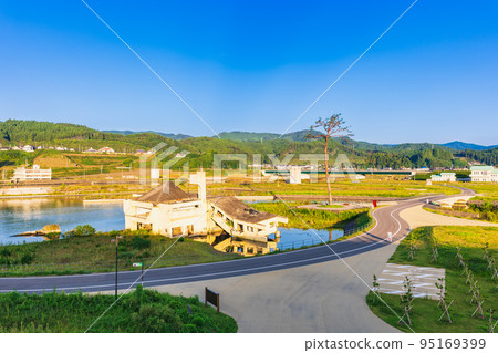 陸前高田奇蹟松和青年旅舍遺址 陸前高田奇蹟松和青年旅舍遺址 95169399