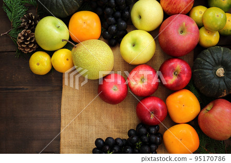 Autumn fruit image (2) Autumn fruit image (2) 95170786