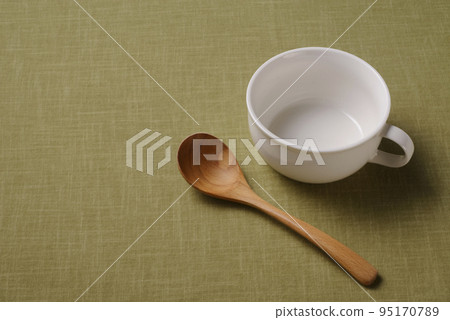 湯杯和木勺 湯杯和木勺 95170789