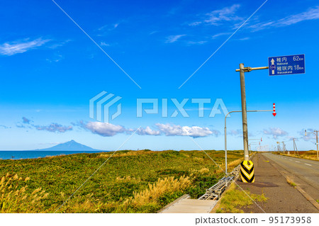 Hamazato Parking Park (Sunny September) Hamazato Parking Park (Sunny September) 95173958