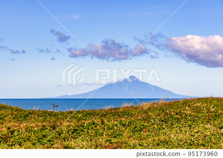 濱裡停車場(陽光明媚的九月) 濱裡停車場(陽光明媚的九月) 95173960