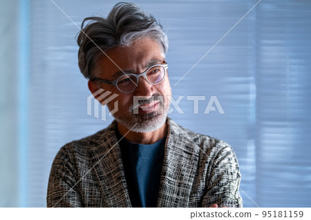 Cool business man eyeglasses classical elegant appearance Cool business man eyeglasses classical elegant appearance 95181159