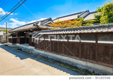 Yamatokoriyama City, Nara Prefecture Banjo Ring Moat Village 95183506