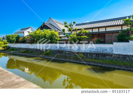 Yamatokoriyama City, Nara Prefecture Banjo Ring Moat Village 95183517